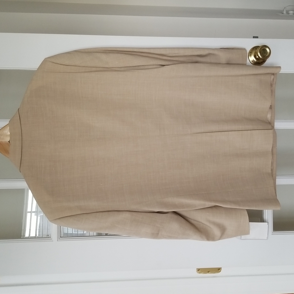 Men's Andrew Fezza New Tan Blazer - Picture 5 of 5